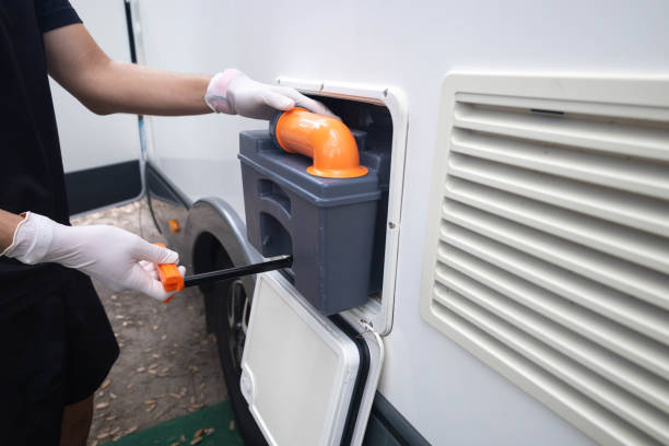 Best Porta potty rental for parties  in Meadow Les, AK