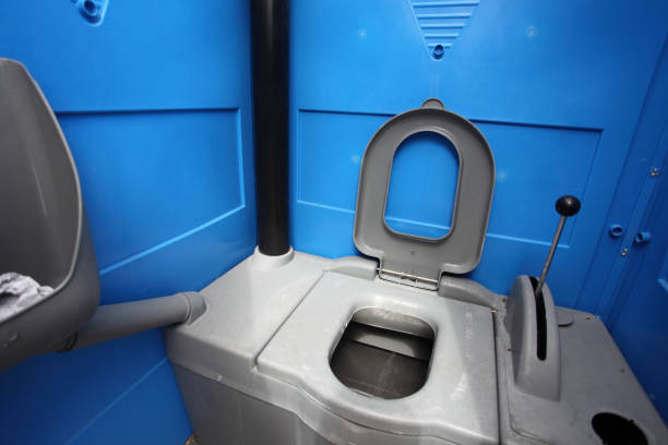 Best Portable restroom trailer rental  in Meadow Les, AK
